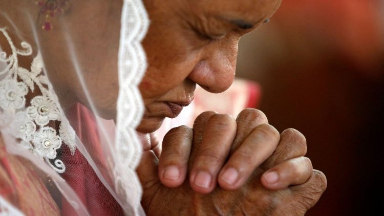 ഇന്ത്യയിലെ ഒരു ദേവാലയത്തിൽ നിന്നും 