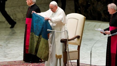 Pope laments Bucha massacre, calls for end to war in Ukraine