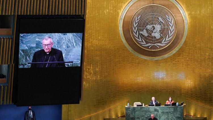 Кардинал Паролін виступає під час Генеральної Асамблеї ООН