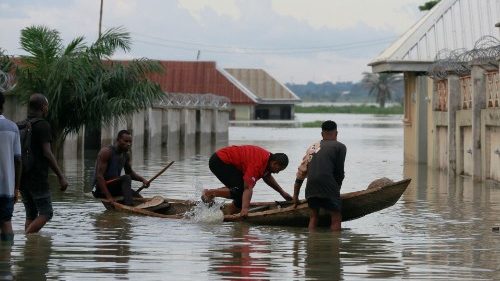 Over 600 people dead in Nigeria's worst flooding in a decade