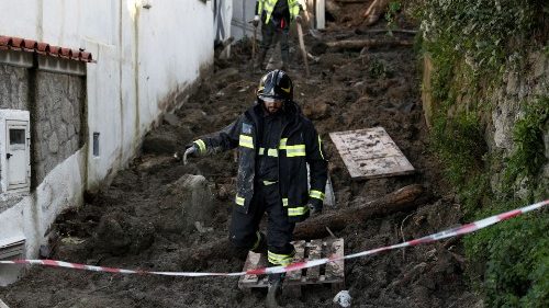 Ischia, il vescovo: la forza della solidariet&agrave; contro la distruzione della natura