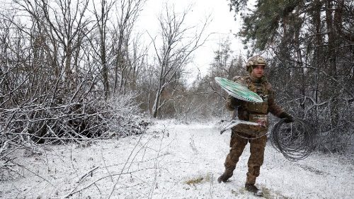 Militare  ucraino sulla linea del fronte