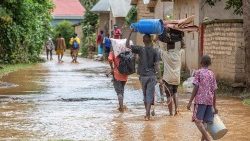 Ռուանտայի մէջ տեղատարափ անձրեւ ու ջրհեղեղներ