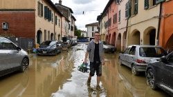 مدير كاريتاس الأبرشية في ريميني يحدثنا عن الفيضانات في إقليم إيميليا رومانيا الإيطالي