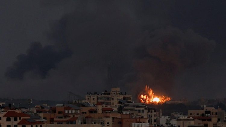 Israel strikes Gaza
