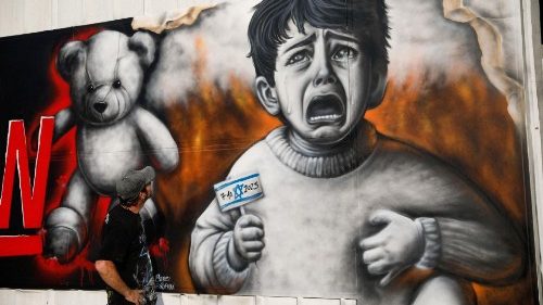 Cardinal Parolin: face &agrave; l'escalade au Moyen-Orient, il faut penser aux enfants