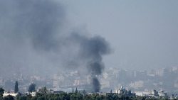 Rauchwolken über Gaza nach einem Bombenangriff (Aufnahme der Agentur AFP, 8.11.2023)