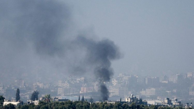 Rauchwolken über Gaza nach einem Bombenangriff (Aufnahme der Agentur AFP, 8.11.2023)