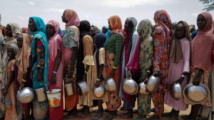Kuna watu wengi wameaathirika kutokana na baa la njaa na maji safi na salama