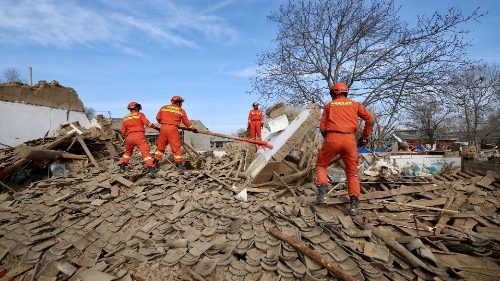 Pope prays for victims of earthquake in China