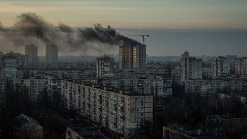Kyjevský pomocný biskup: Bůh už naplánoval den, kdy na Ukrajinu přijde mír