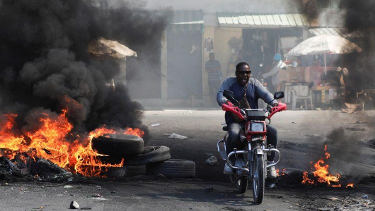 Violenze per le strade di Haiti