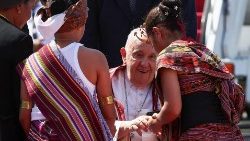 Пантыфік прыбыў з афіцыйным візітам ва Усходні Тымор