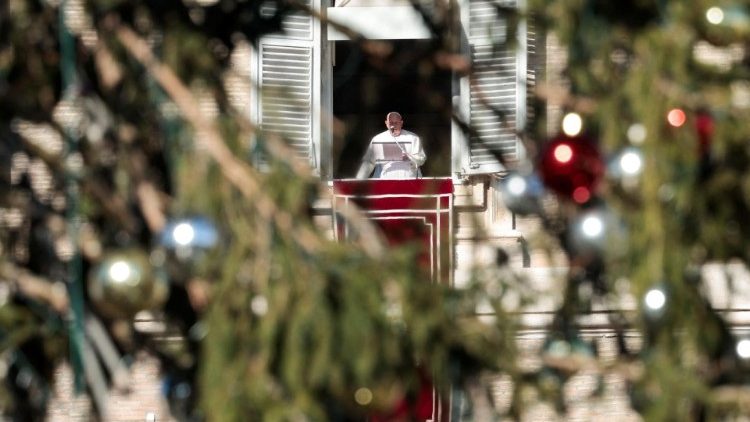 Das Mittagsgebet mit dem Papst auf dem Petersplatz