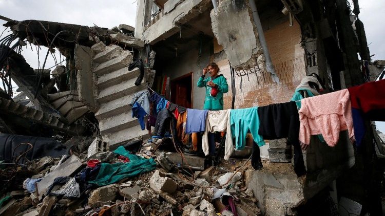 Riprende la tregua a Gaza: Hamas pronto a liberare altri ostaggi 