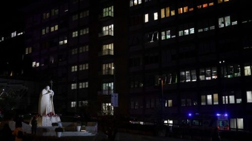 Il Papa al Gemelli è in condizioni stabili, nessun nuovo broncospasmo