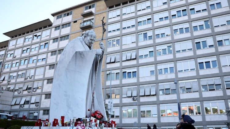 Pope Francis continues treatment at Gemelli Hospital in Rome