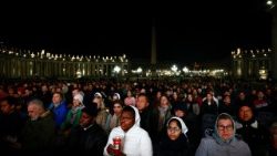 திருத்தந்தைக்காக ஜெபமாலை