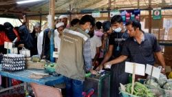 Rifugiati Rohingya accedono agli aiuti alimentari del Pam 
