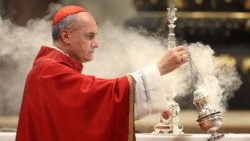 Mass to mourn Pope Francis held at St. Peter's