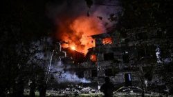 Conseguenze di uno degli attacchi russi nella regione di Zaporizhzhia della notte scorsa