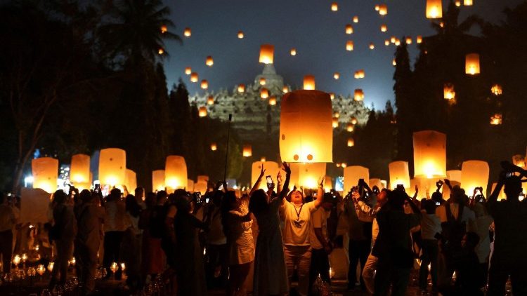 Vesako šventė Javos saloje