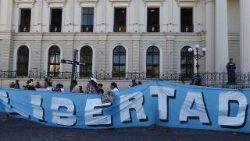 Demo für Menschenrechte in El Salvador 