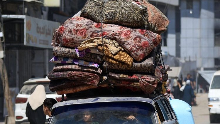 Gazos gyventojų perkėlimas