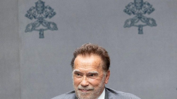 Schwarzenegger: la Iglesia puede hacer mucho por el ambiente