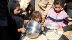 Gaza, in attesa del cibo