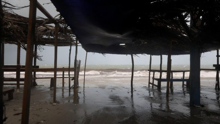 Jamaicans make preparations ahead of the arrival of Hurricane Melissa