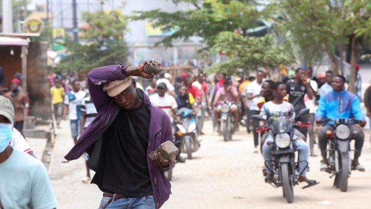 Maandamano ya vijana wakati wa uchaguzi nchini Tanzania umesababisha majeruhi na vifo.