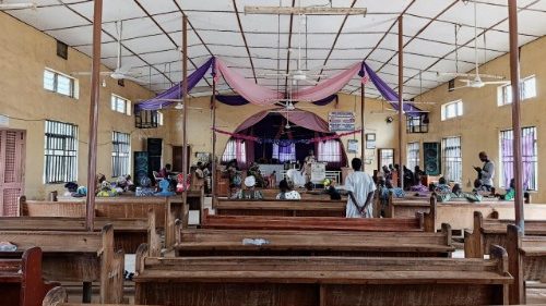 നവംബർ 18-ന് ആളുകൾ തട്ടിക്കൊണ്ടുപോകപ്പെട്ട ദേവാലയം