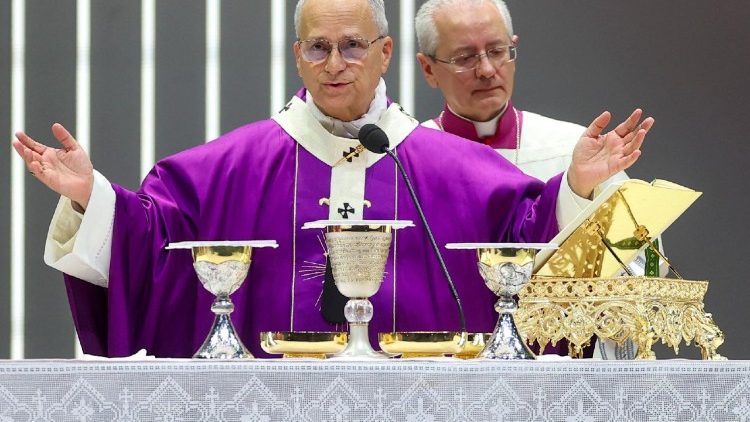 संत पापा लियो मिस्सा बलिदान के बलि परिवर्तन में