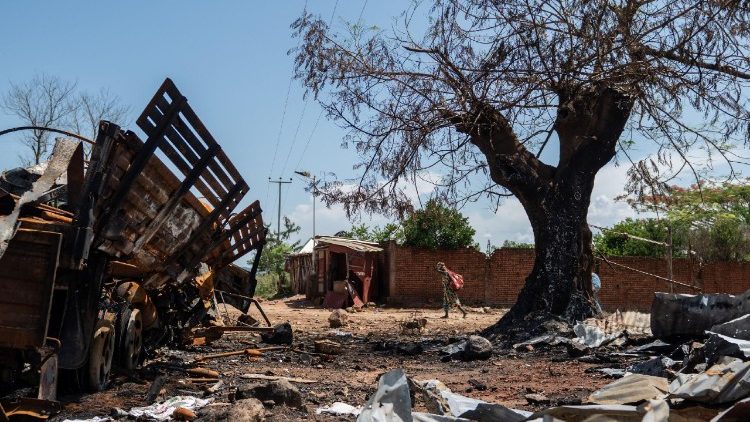 A suspected Burundian military vehicle destroyed during renewed clashes between AFC/M23 and FARDC in Luvungi, South Kivu
