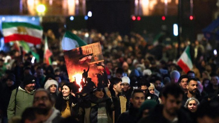 Solidaritäts-Demo von Iranern in London