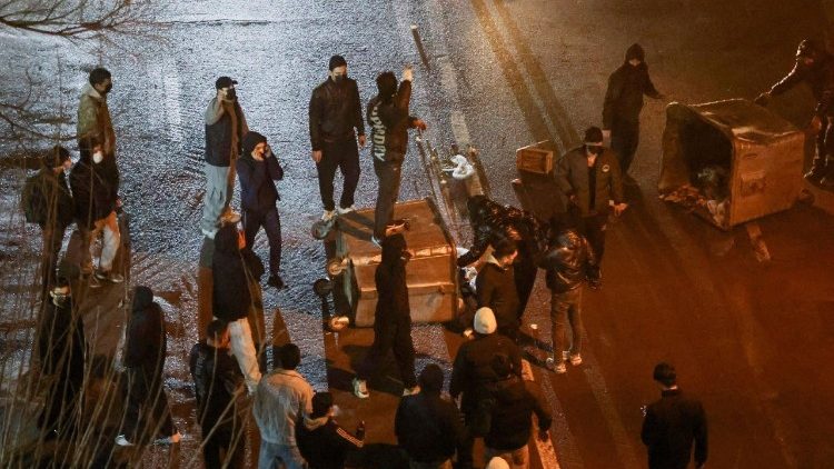 Protest over the collapse of the currency's value, in Tehran