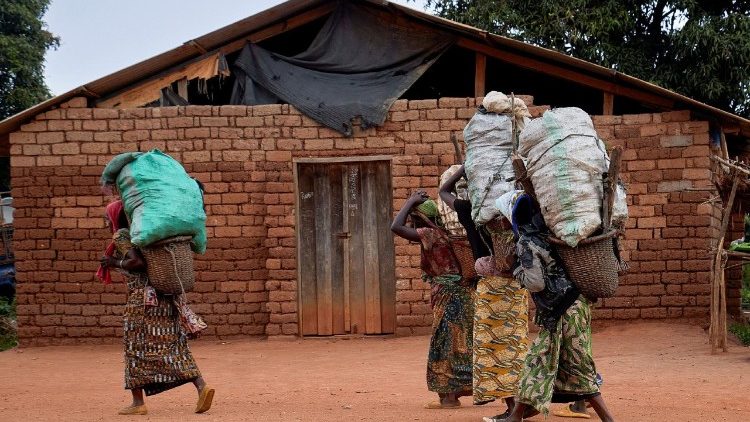 Clashes intensify in remote east Congo, challenging U.S. mediation