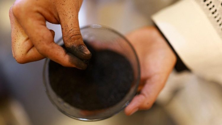 Mexican faithful mark the start of Lent with Ash Wednesday observances
