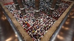 Beginn des Ramadan in Jakarta