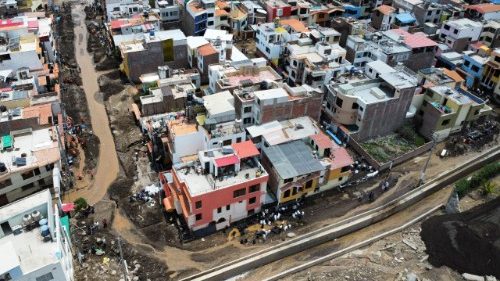 Dolor y esperanza: Iglesia peruana acompa&ntilde;a a v&iacute;ctimas de tragedias en Arequipa