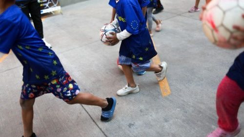 Sch&ouml;nborn warnt vor Folgen niedriger Geburtenrate