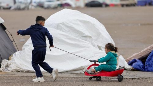 Libano, la storia di Salma: "Perch&eacute; mi stanno portando via i sogni?"