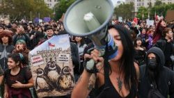 தண்ணீரைக் காக்கப் போராட்டம் 