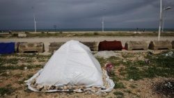 Бежанцы знайшлі прытулак у Бейруце пасля эскалацыі паміж "Хезбалой" і Ізраілем