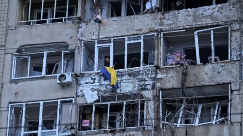 Ataques no oeste da Ucr&acirc;nia atingem a cidade de Lviv