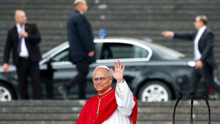 अल्जीरिया में संत पापा लियो 14वें 