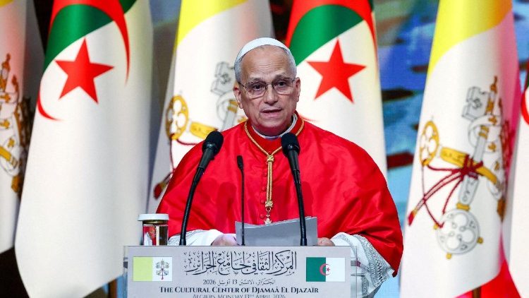 அல்ஜீரியாவின் அரசு அதிகாரிகள், குடிமைச் சமூகப் பிரதிநிதிகள் மற்றும் தூதரக அதிகாரிகளுடனான சந்திப்பின் போது திருத்தந்தை 