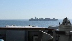 La nave iraniana Touska nel Mar Arabico