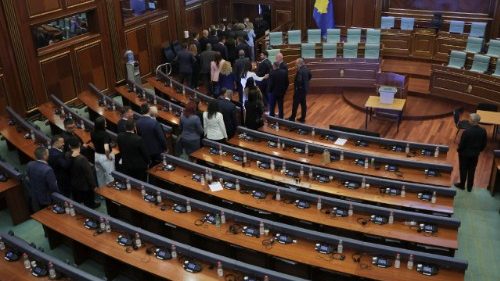 Kosovo, sciolto il Parlamento e nuove elezioni per la terza volta in un anno